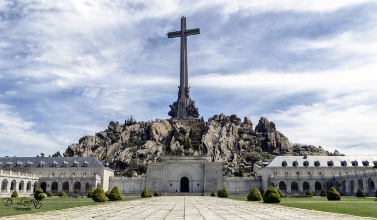 Historical Narratives: The Glorified and the Silenced Narratives of Spanish History