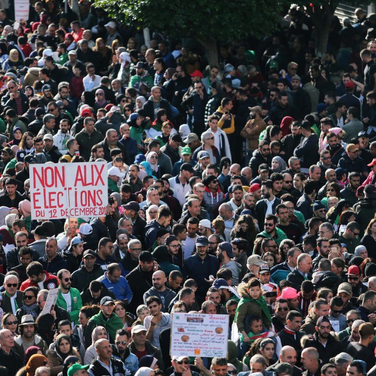 Seeing like Cassandra: a New Role for Literature in Political Risk Analysis?