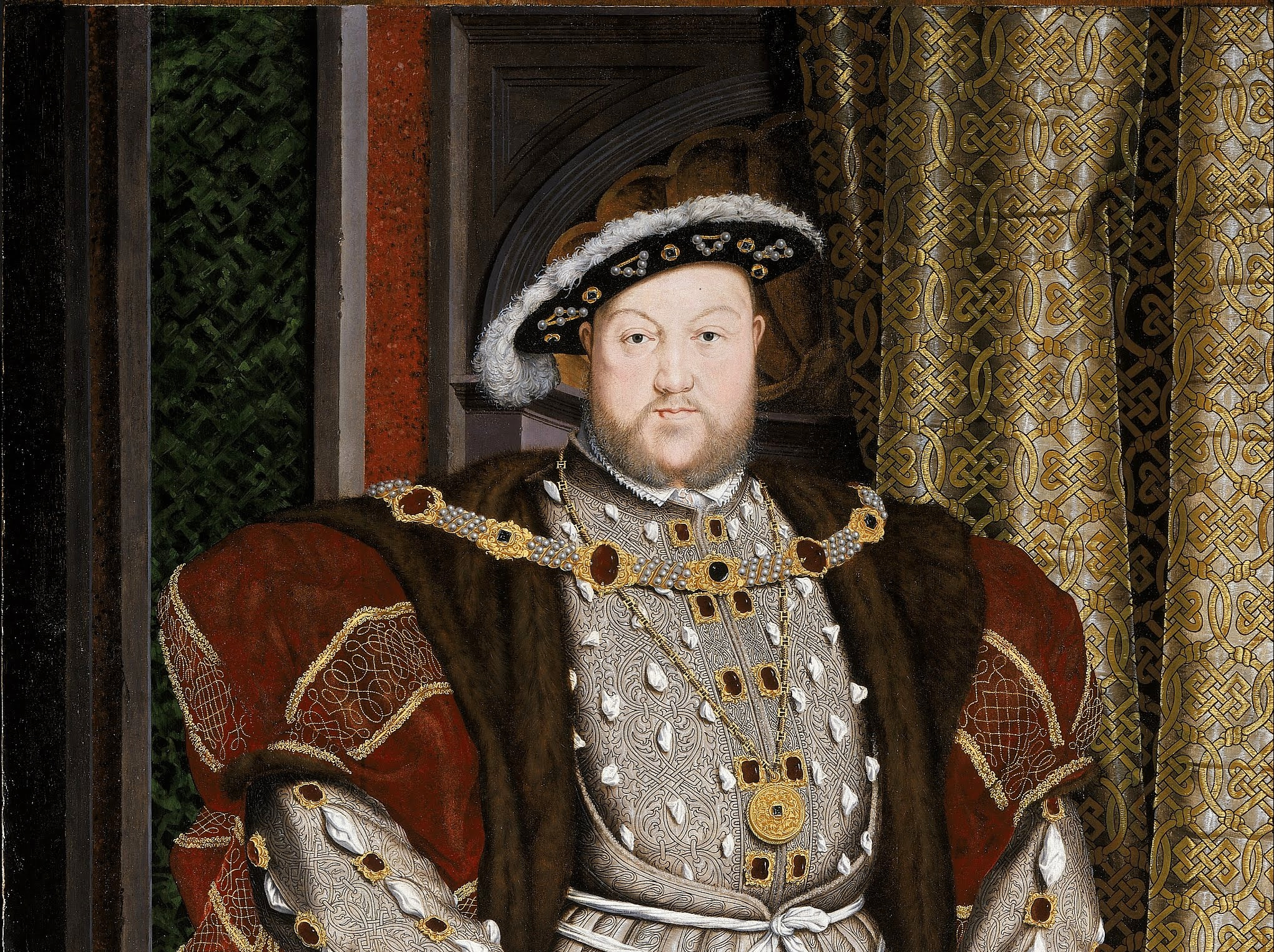 Does Tudor historical fiction handle the theme of politics well?